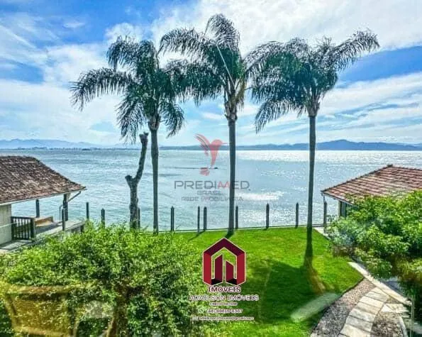 Imagem Casa Exclusiva Frente Mar em Florianópolis Cacupé 5 Quartos com Acesso Privativo à Praia