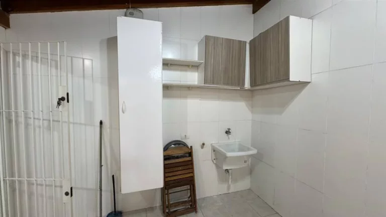 Imagem CASA COM 106.58 m² - FORTE - PRAIA GRANDE SP