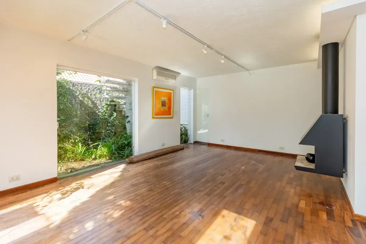 Imagem Casa com 5 Quartos à Venda, 300 m² em Continental - Osasco