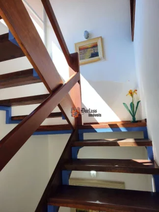 Imagem Sobrado com 3 dormitórios à venda, 158 m² por R$ 1.200.000 - Praia do Arrastão - São Sebastião/SP