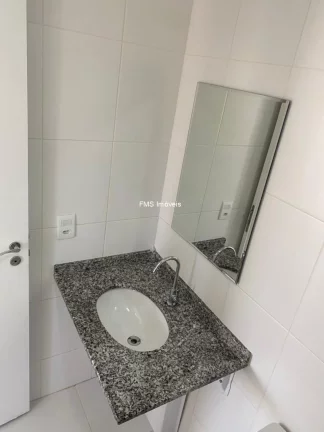 Imagem Apartamento de Luxo na Vila Hamburguesa: 3 quartos, 3 suítes, 3 salas, 5 banheiros e 4 vagas de garagem, 188m², São Paulo-SP.
