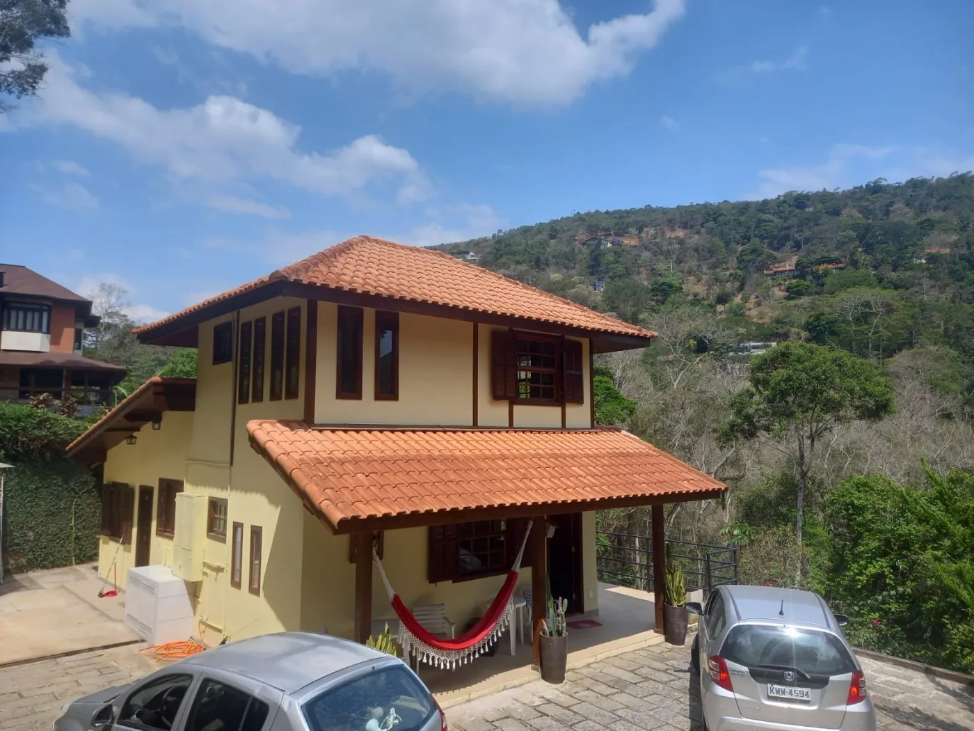Imagem Casa em Condomínio para Venda em Petrópolis / RJ no bairro Araras