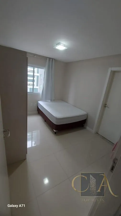 Imagem Apartamento para Venda em Itapema, Meia Praia, 3 dormitórios, 3 suítes, 4 banheiros, 4 vagas