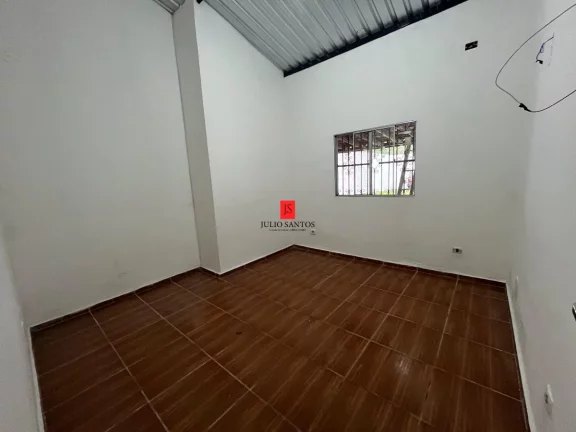 Imagem Imóvel térreo Pereque Açu com amplo espaço externo