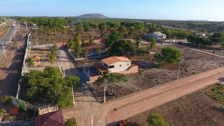 Imagem Terreno em Condomínio a Venda no bairro Centro - Cascavel, CE
