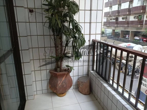 Imagem Apartamento em Santos com 2 dormitórios, rua Maranhão.