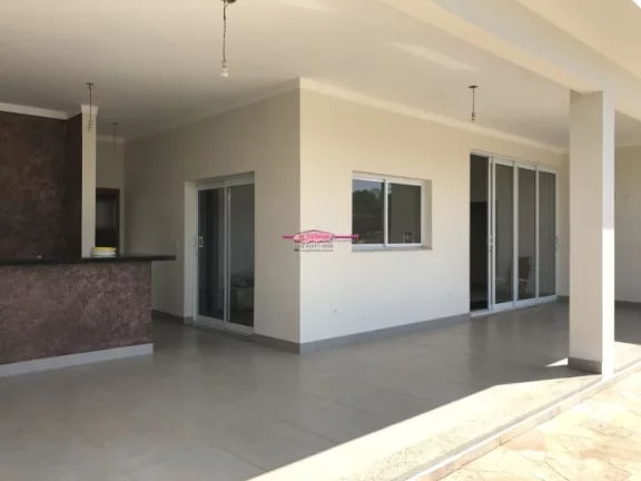 Imagem casa dentro de condomínio