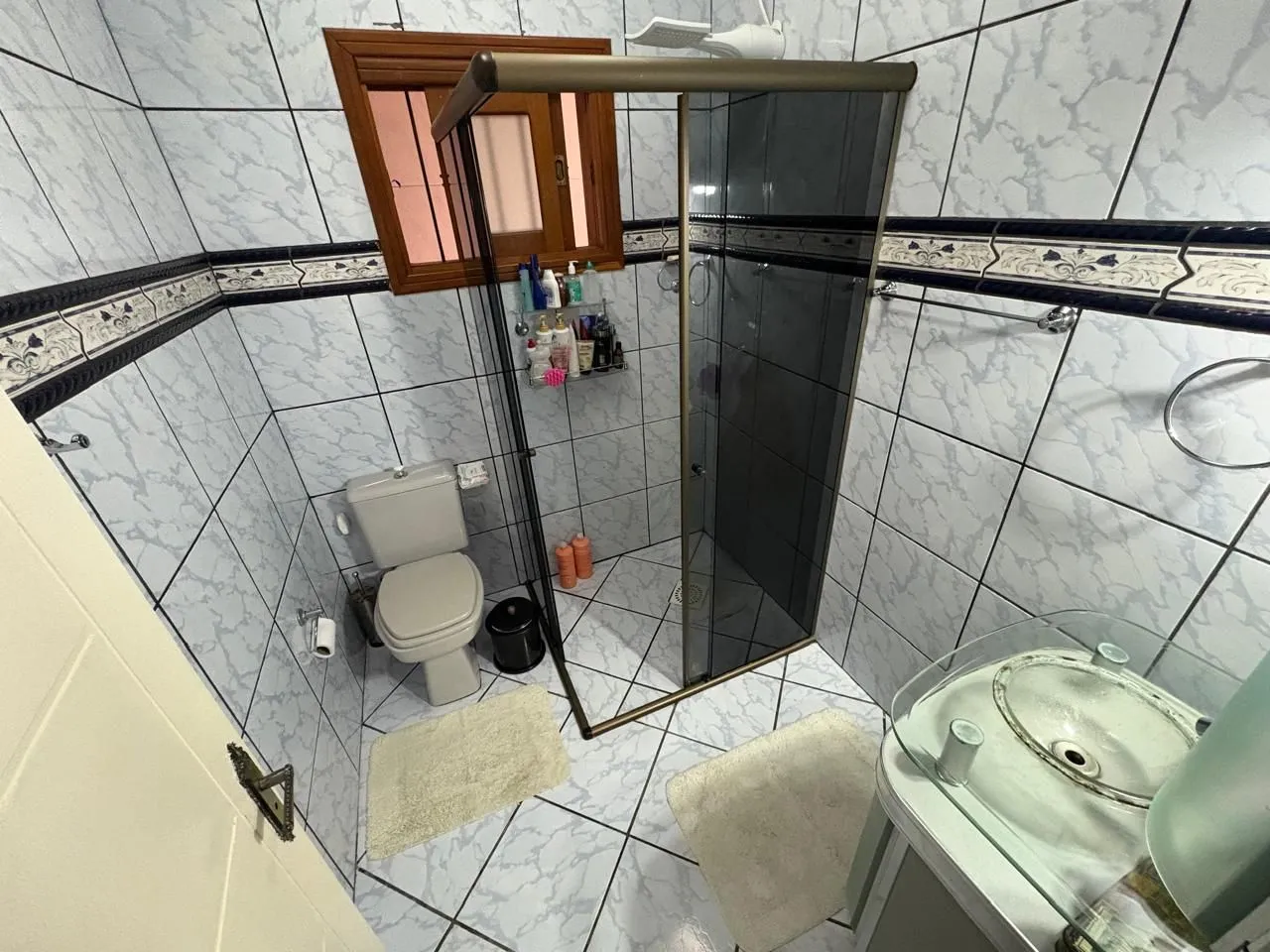 Imagem Casa residencial 234m² , 2 dormitórios no bairro Glória