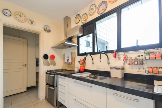 Imagem Apartamento à venda em São Paulo, Moema, com 3 quartos, 202m2