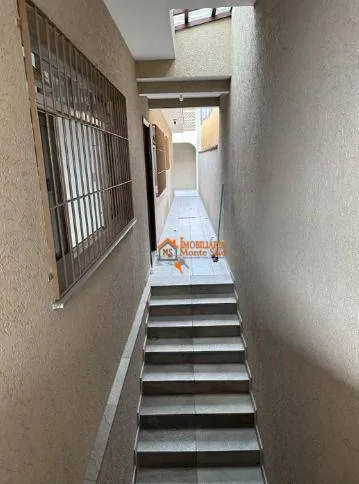 Imagem Sobrado com 3 dormitórios à venda, 250 m² por R$ 850.000 - Jardim Angélica - Guarulhos/SP