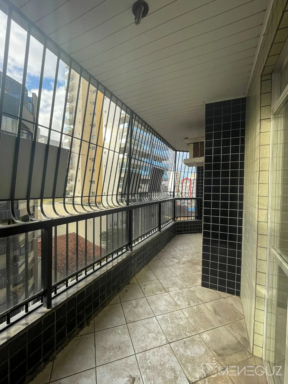 Imagem Apartamento 3 quartos a venda a uma quadra do mar - Excelente oportunidade para quem busca um imóvel próximo ao mar, seguro, e próximo do comercio