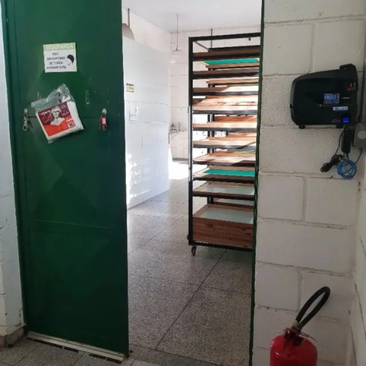 Imagem Barracão Industrial de alto padrão em Sorocaba-SP, no Parque Reserva Fazenda Imperial - 2 salas, 5 banheiros, 5 vagas, 320m².
