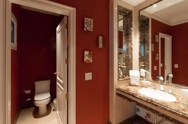 Imagem Mansão em condomínio fechado