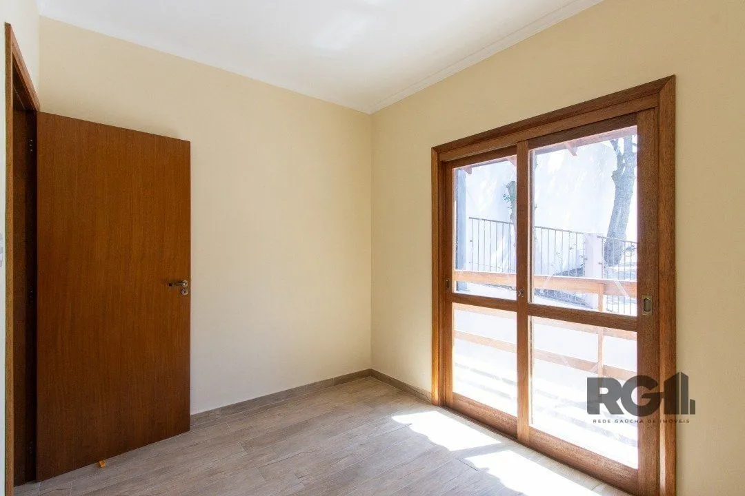 Imagem Casa de Condomínio em Cascata