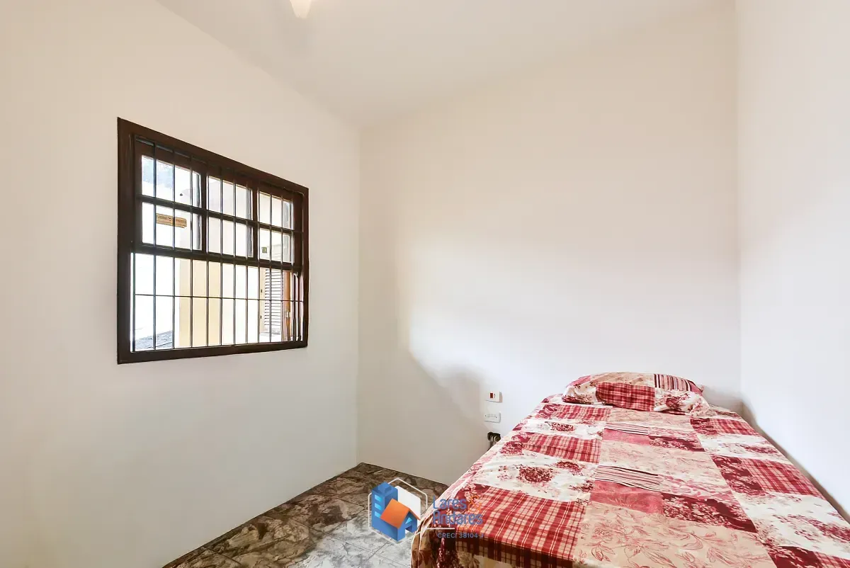 Imagem Sobrado para venda em Campo Belo com 3 quartos, sendo 1 suíte, 185m²