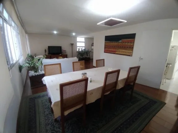 Imagem Espaçoso Apartamento Jardim Paulista - 179M², 3 Dorms, 1 Suíte, Sala para 2 Ambientes, 2 Vagas, Armários.