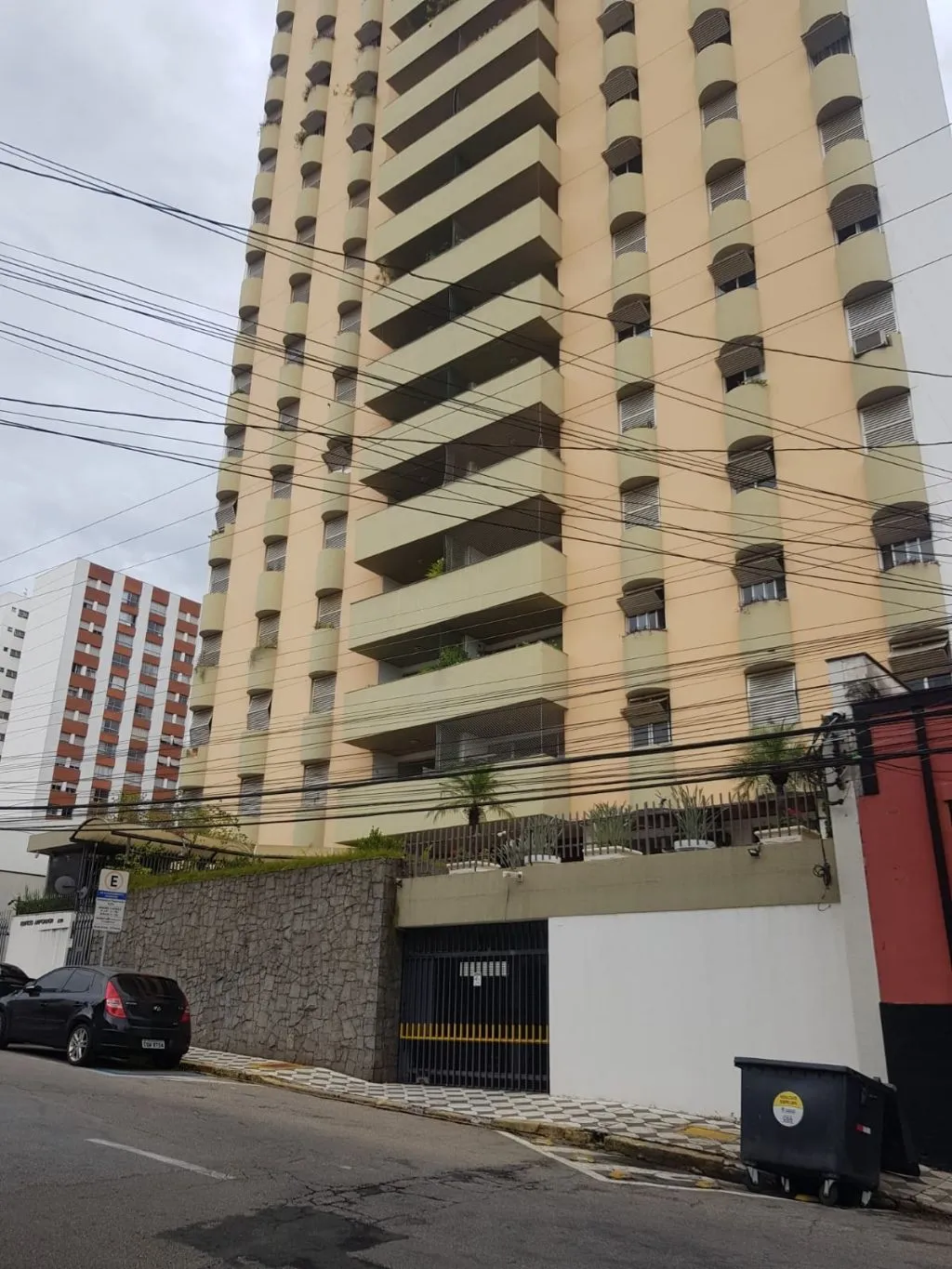 Imagem Apartamento com 3 dormitórios Edifício Arpoador no Centro de Sorocaba/SP
