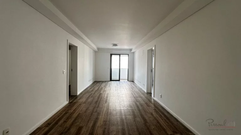 Imagem Apartamento com 93m² de área privativa, semimobiliado, 3 dormitórios (sendo 1 suíte), 1 banheiro...