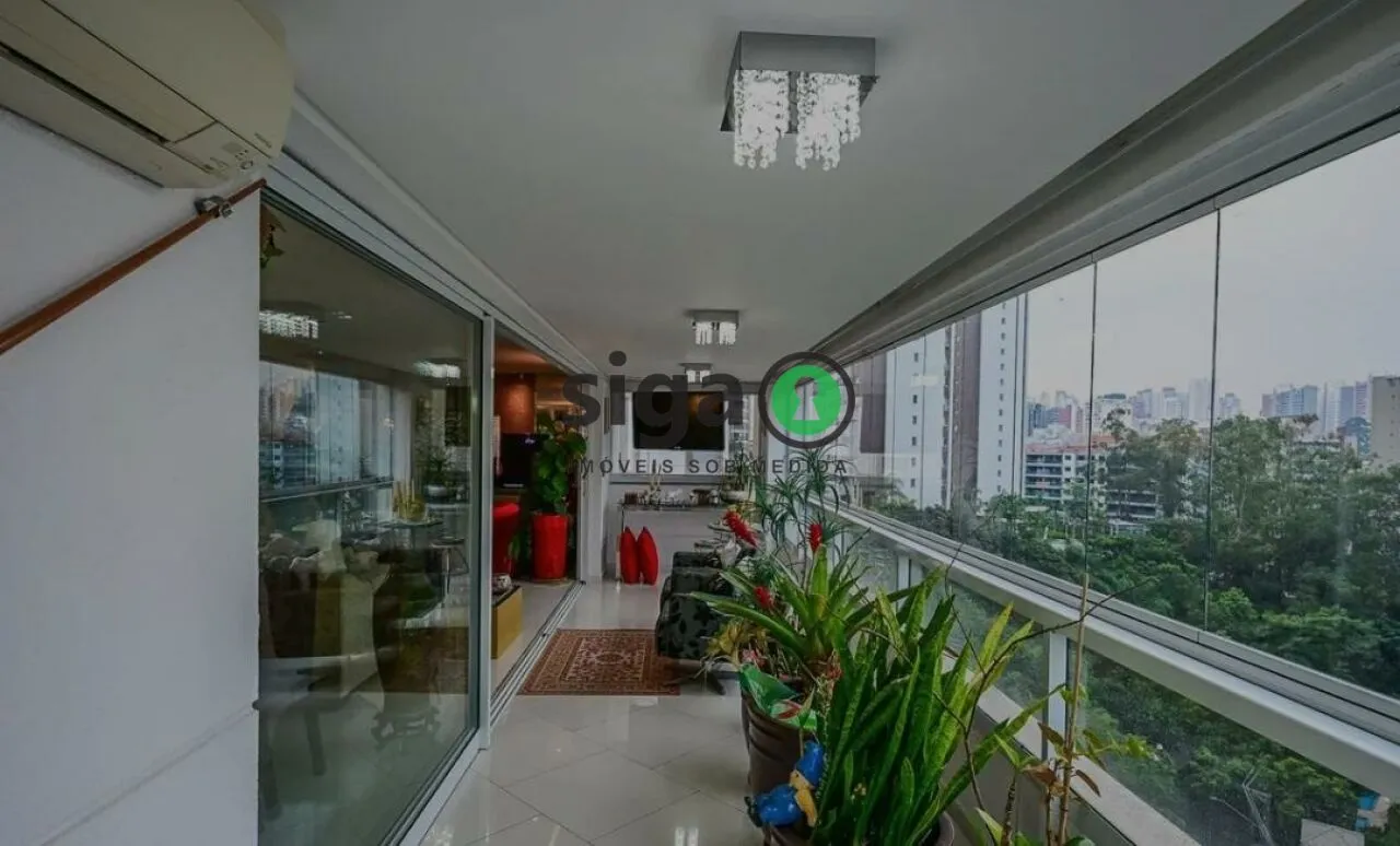 Imagem Apartamento Mobiliado de Alto Padrão com 3 Dormitórios, 3 Vagas e Infraestrutura Completa no Morumbi