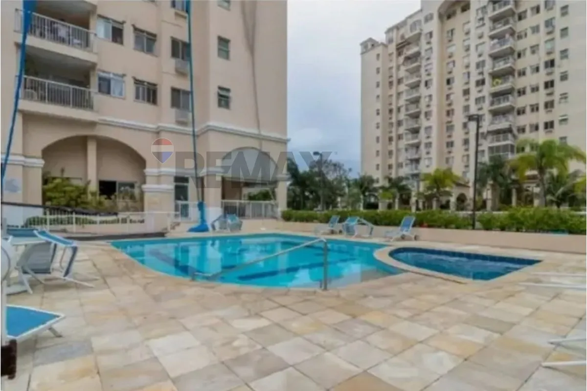 Imagem VENDO APTO 2 QUARTOS 1 SUITE C/ DEP CONDOMINIO NOVA BARRA RECREIO