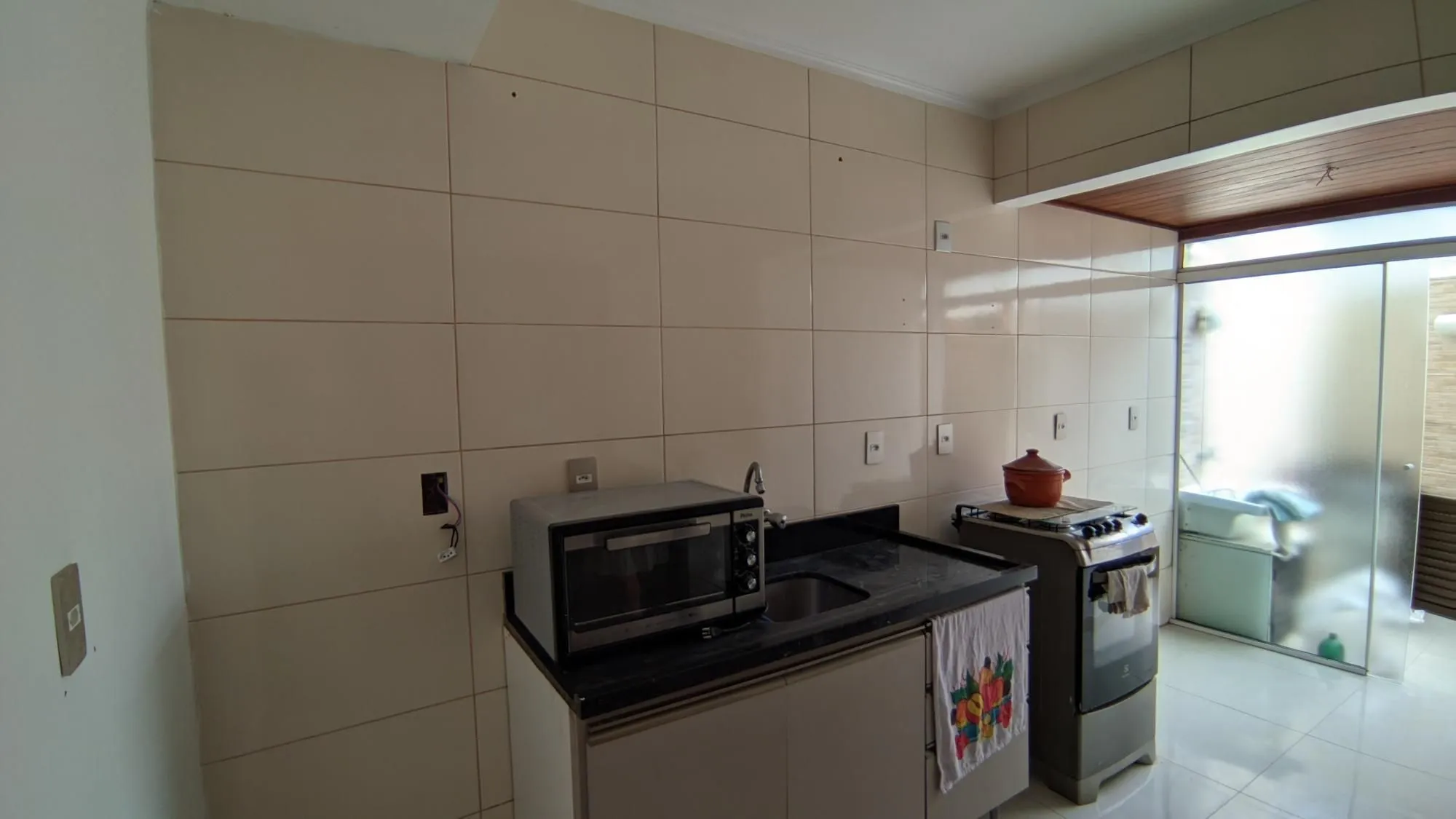 Imagem Casa de 3 Andares com Pátio e Churrasqueira Próxima ao Bourbon Country