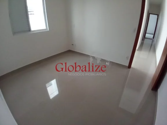 Imagem Casa Sobreposta à venda com 140m², 3 quartos, 1 suíte, closet e vaga para 2 carros por R$1.099.000,00