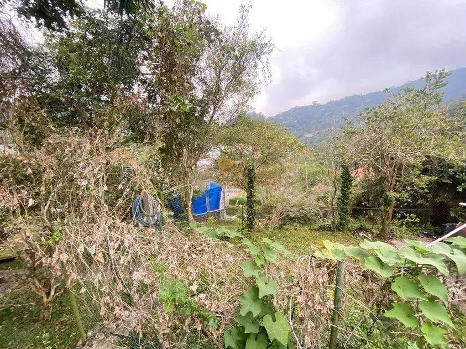 Imagem Terreno para Venda em Teresópolis / RJ no bairro Pimenteiras