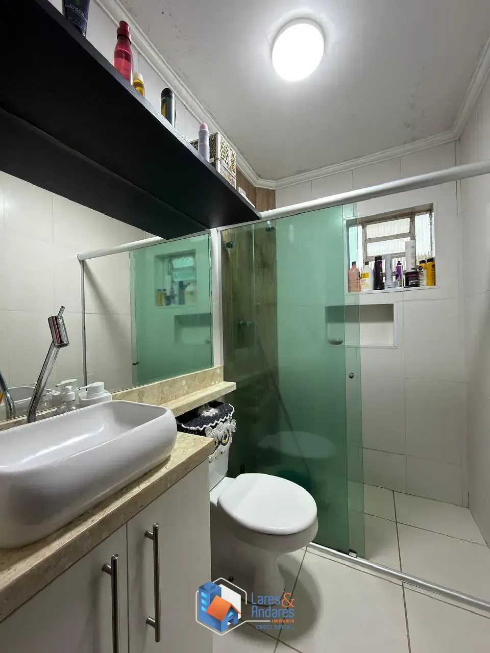 Imagem Sobrado para venda em Vila Nivi com 3 quartos, sendo 1 suíte, 100m²
