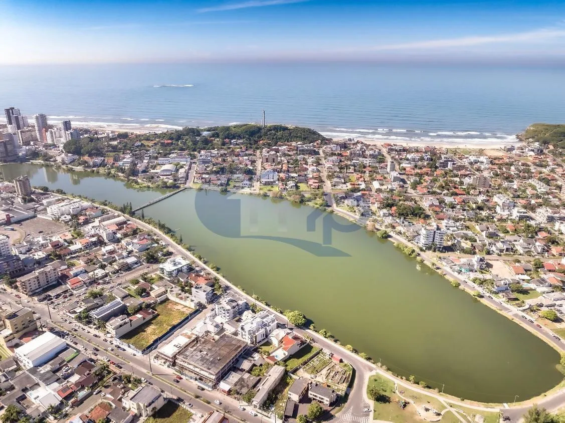 Imagem Apartamento a venda com 2 dormitorios no centro de Torres/RS