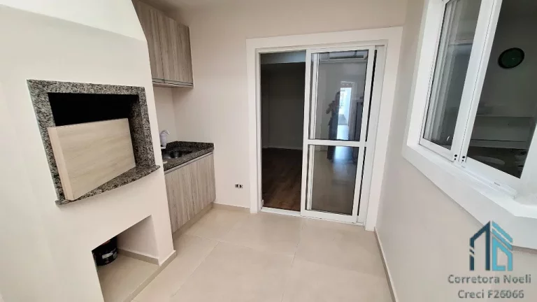 Imagem Sobrado LINDO, 03 quartos c/suíte, sacada, 04 vagas, no Jardim das Américas em Curitiba PR