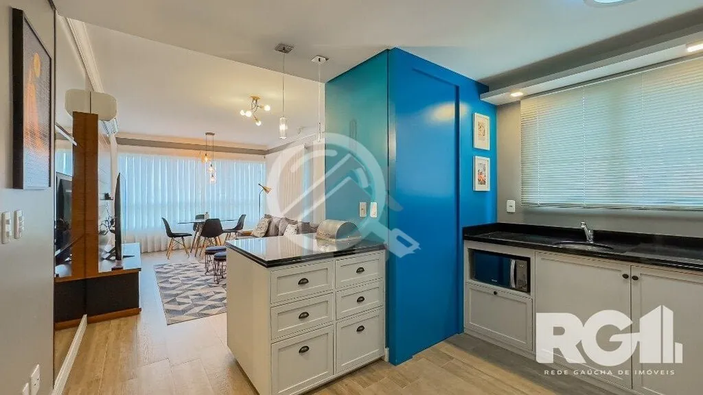 Imagem Apartamento lindamente decorado de 2 suÃ­tes, Lavabo, Churrasqueira e 2 vagas de garagens cobertas Ã...