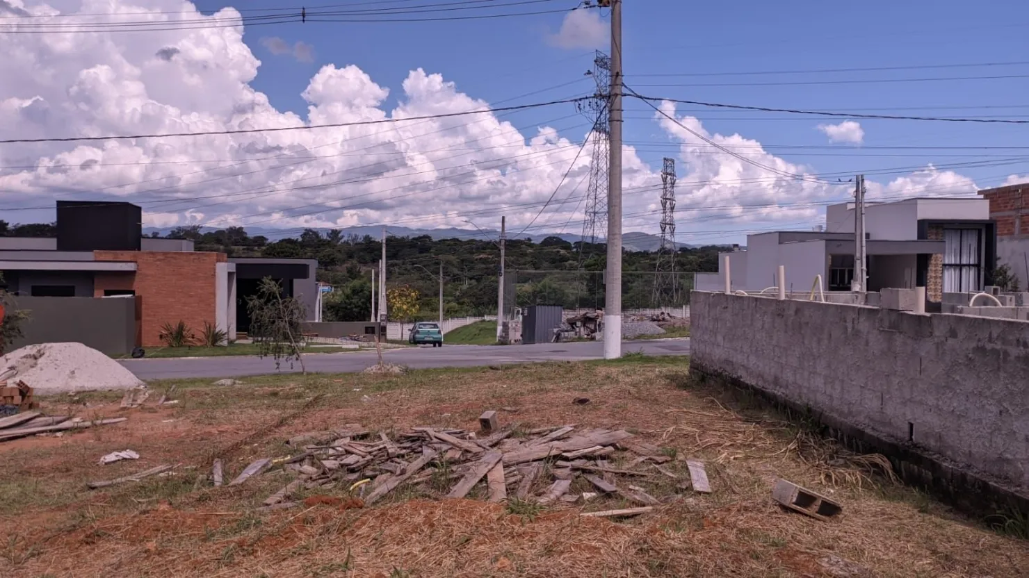 Imagem Terreno em condomínio à Venda, Parque São Domingos, Pindamonhangaba, SP