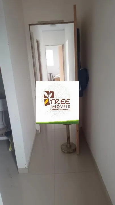 Imagem VENDA DE SOBRADO NO RESIDENCIAL ALTO DAS COLINAS, EM ARUJÁ/SP, 500m² com 5 quartos, suíte com hidro, piscina, 07 vagas e vista pra mata. CONSULTE-NOS.