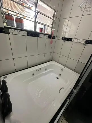 Casa de 3 Dormitórios com Suíte à Venda no Condomínio Residencial Esplanada Nobre, Jacareí