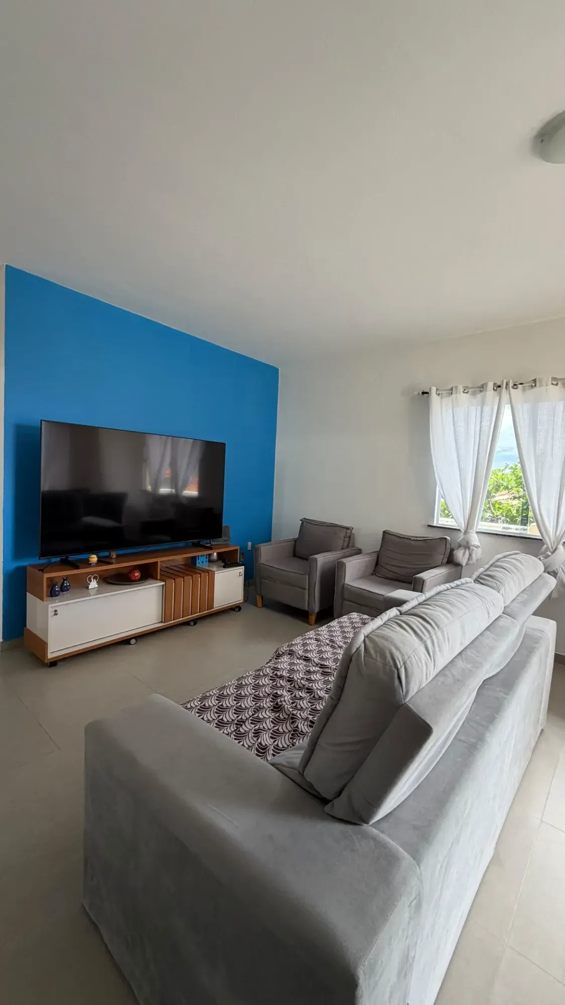 Foto do imóvel Casa de Condomínio com 2 Quartos para Alugar, 120 m² em Rua Camuripeba - Piatã, Salvador - BA