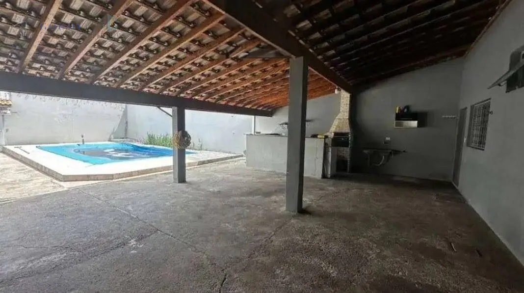 Imagem Sobrado à venda em Pindamonhangaba, Vitória Vale II, com 2 quartos, 130m²