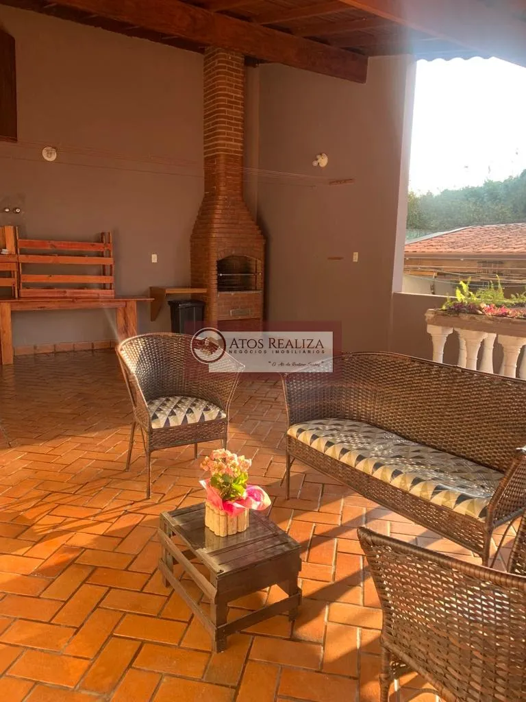 Imagem Vendo Excelente Casa térrea em Jardim Alpino - São Paulo