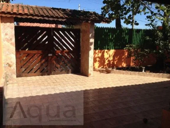 Imagem Casa para Venda em Itanhaém, Jardim São Fernando, 3 dormitórios, 1 suíte, 3 banheiros, 5 vagas