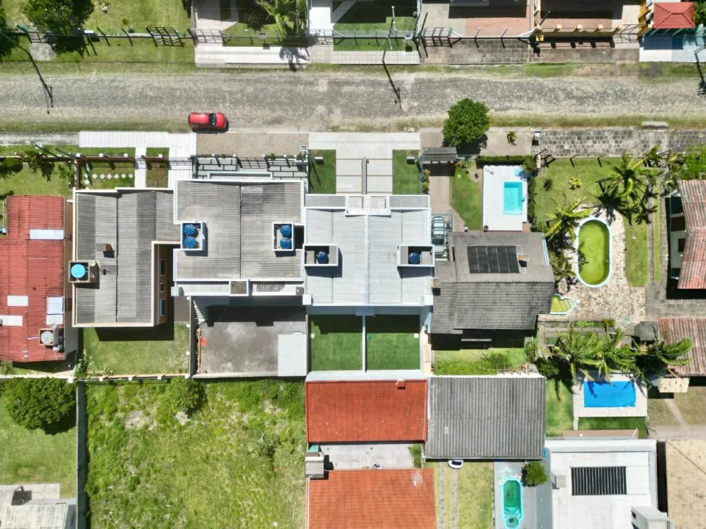 Imagem Sobrado 3 Dormitórios - Bairro Zona Norte