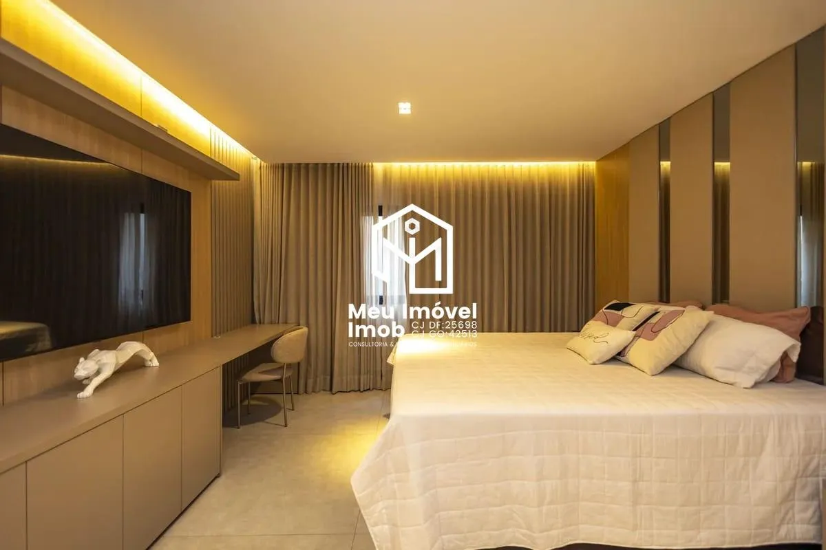 Imagem Casa 4 Quartos 4 Suítes 4 Vagas 900m² Porteira Fechada