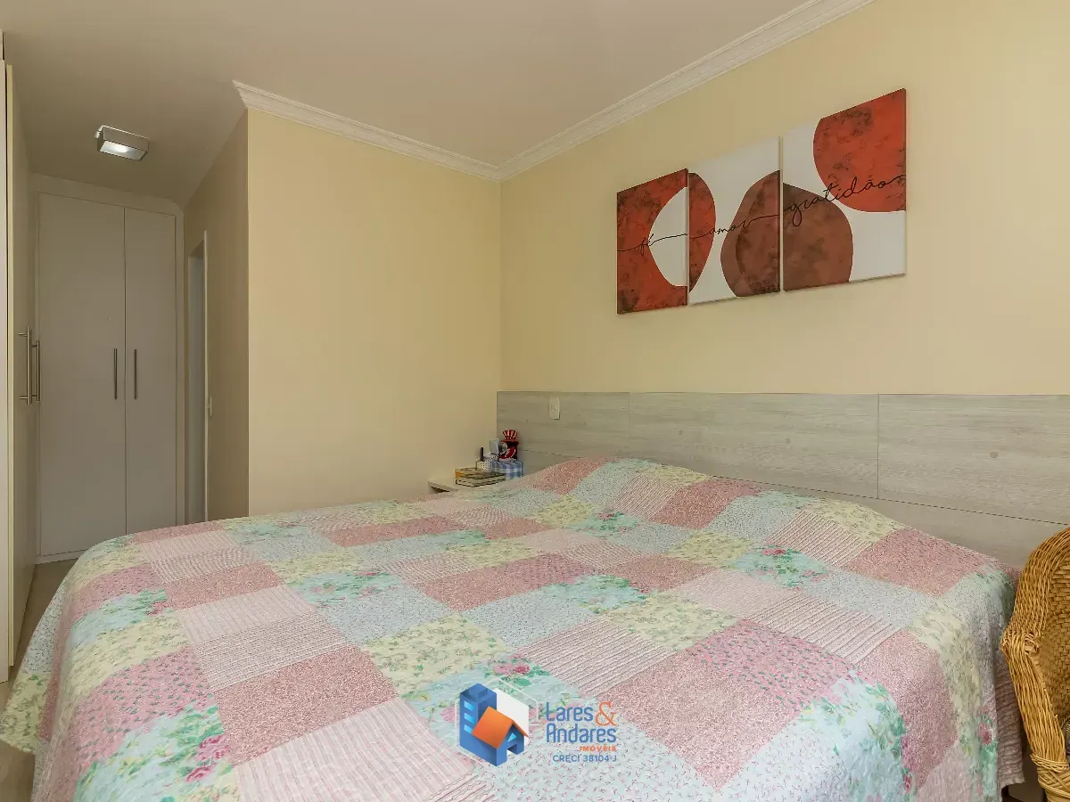 Imagem Apartamento para venda em Saúde com 3 quartos, sendo 1 suíte, 115m²