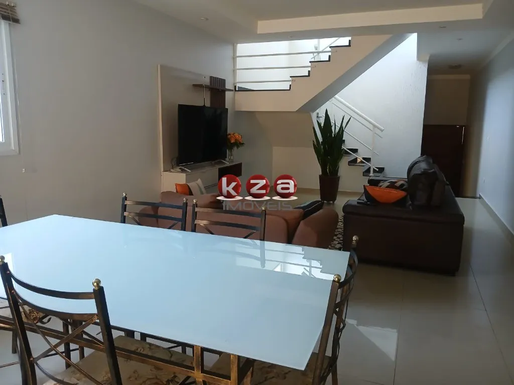 Imagem Venda de Casa de 3 Quartos com Suite em Condomínio Villagio Fiorentino, Valinhos-SP - 241m² - Imperdível!