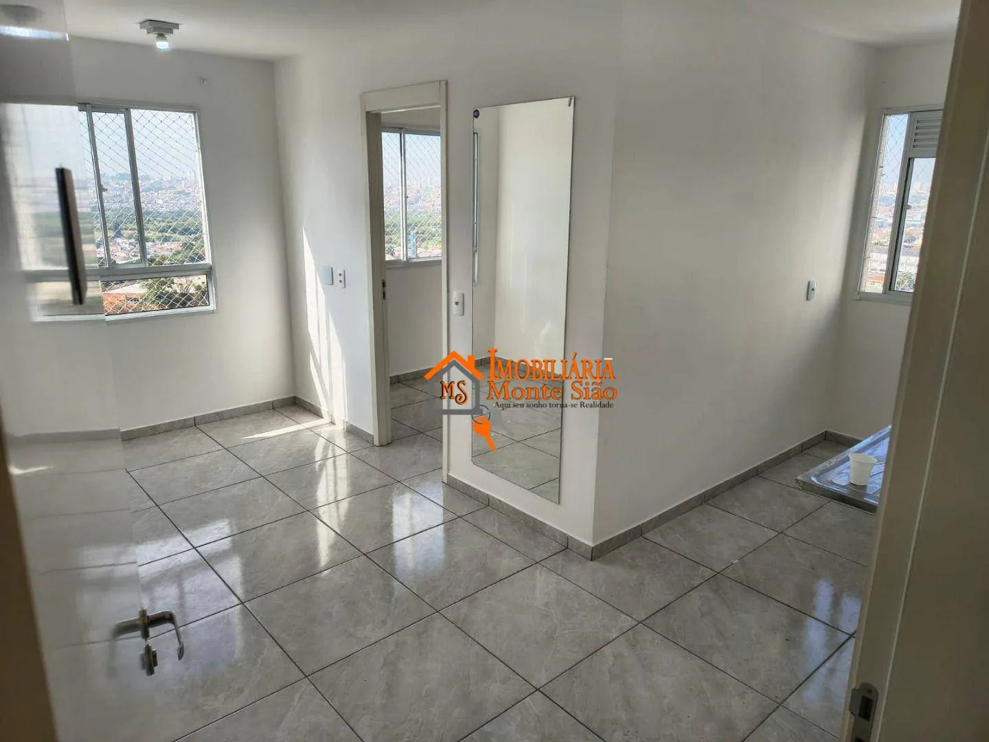 Imagem Apartamento com 2 dormitórios à venda, 36 m² por R$ 450.000,00 - Vila das Bandeiras - Guarulhos/SP