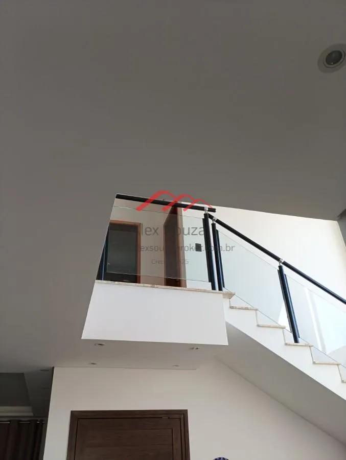 Imagem Sobrado em Condomínio para Venda em Hortolândia, Parque Olívio Franceschini, 3 dormitórios, 1 suíte, 3 banheiros, 4 vagas