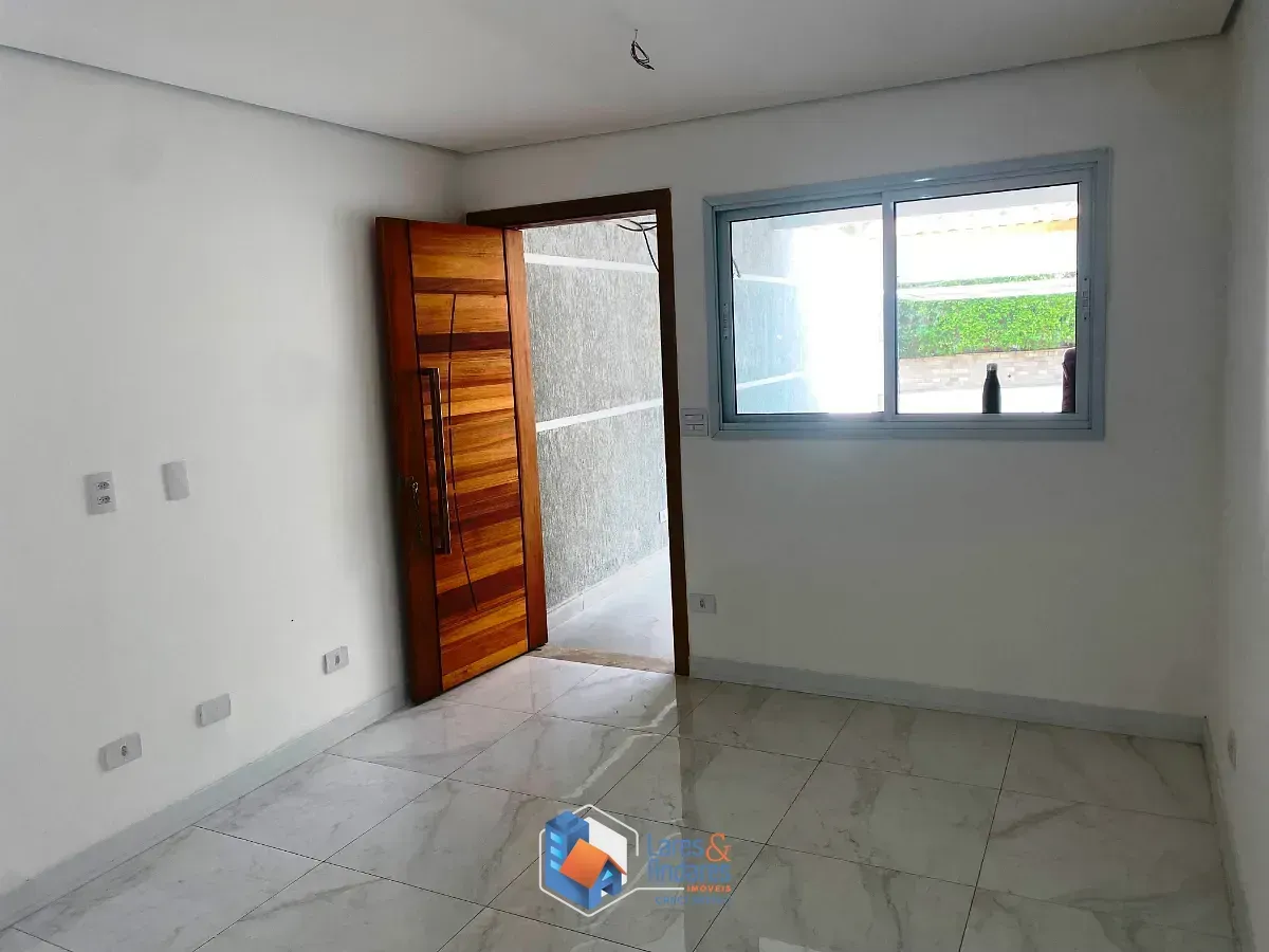 Imagem Sobrado para venda em Interlagos com 3 quartos, sendo 1 suíte, 133m²
