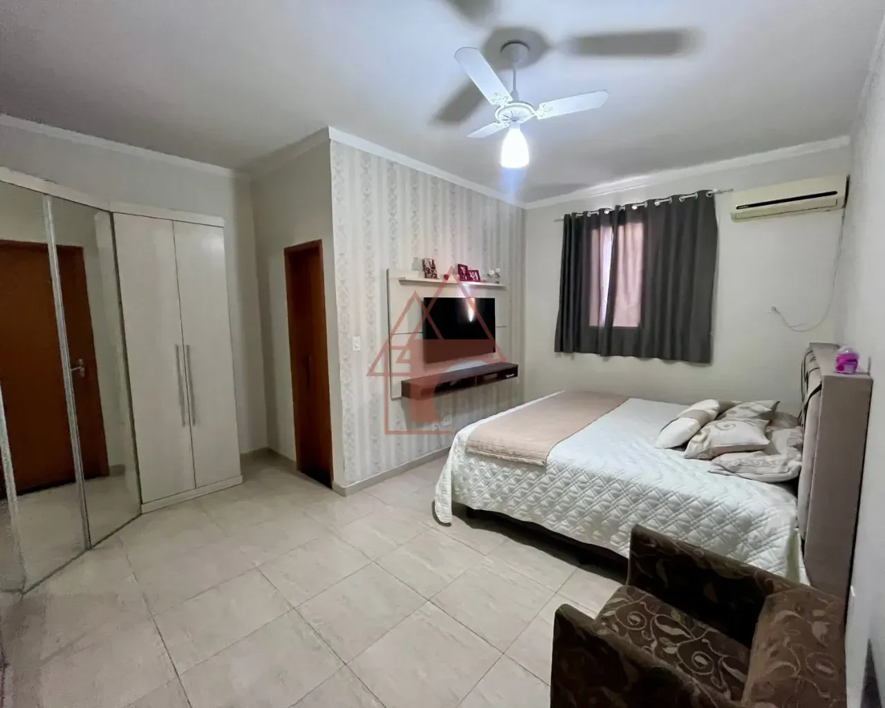 Imagem Casa com 3 Quartos à Venda, 210 m² em Campo Grande - Santos