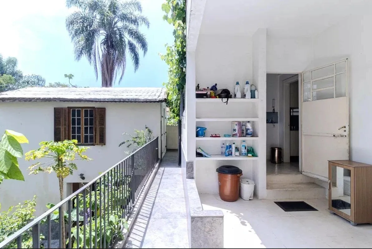 Imagem Casa para Venda em São Paulo, Pacaembu, 3 dormitórios, 1 banheiro, 2 vagas