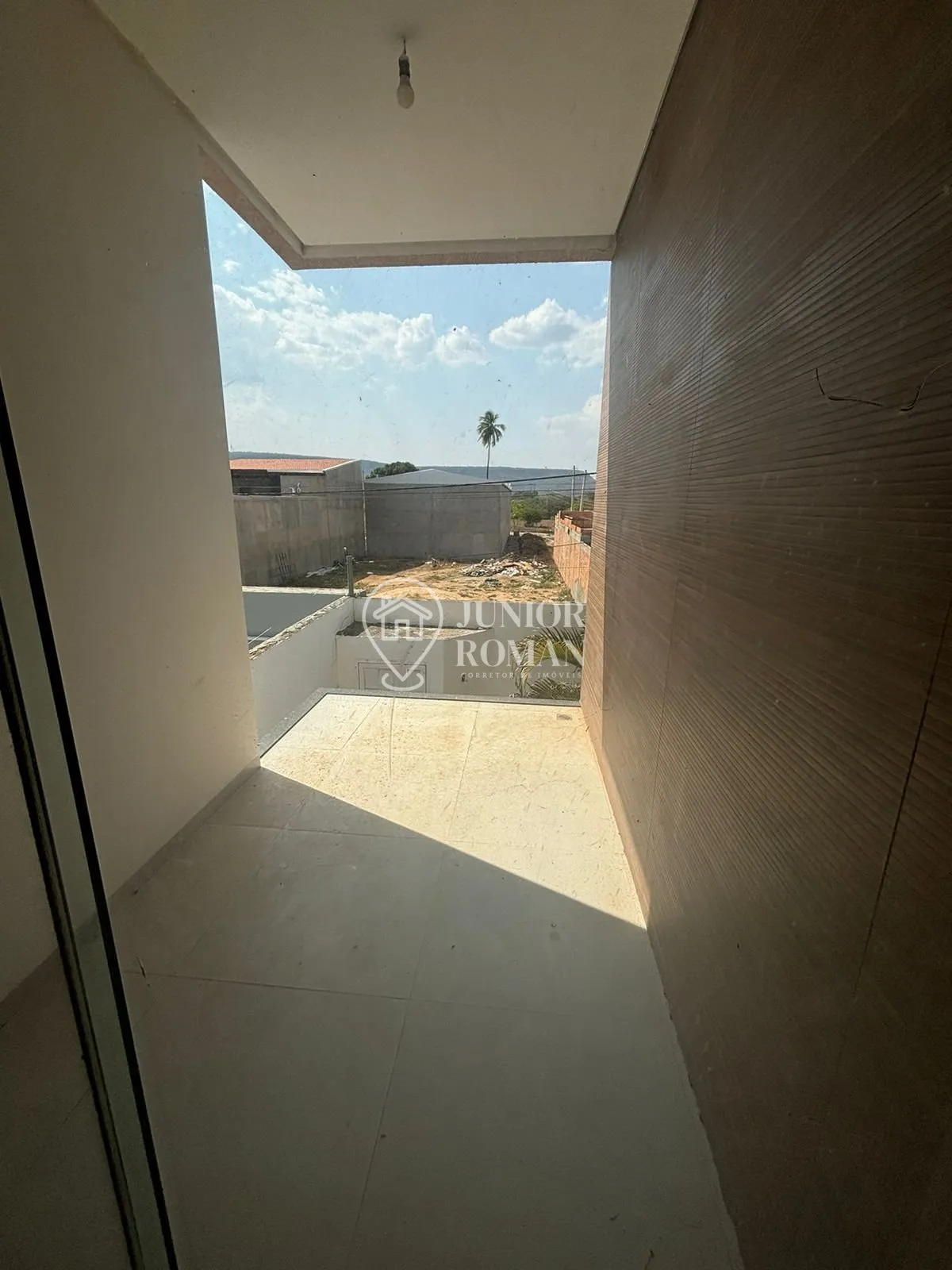 Imagem LINDO SOBRADO ALTO PADRAO 252M² - OPORTUNIDADE NO JD VITORIA - BARREIRAS/BA