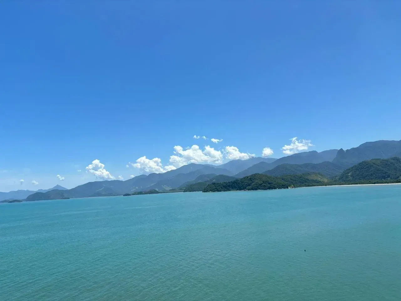 Imagem Terreno à Venda, 5500 metros em Ilha a Venda  - Paraty