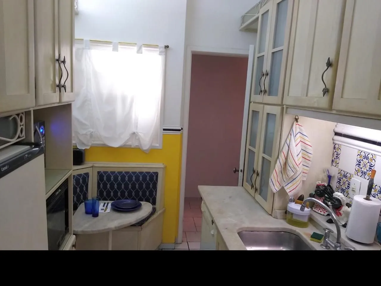 Imagem Vende-se apartamento com 3 quartos(1 suíte), 114m² e 1 vaga - Moinhos de Vento